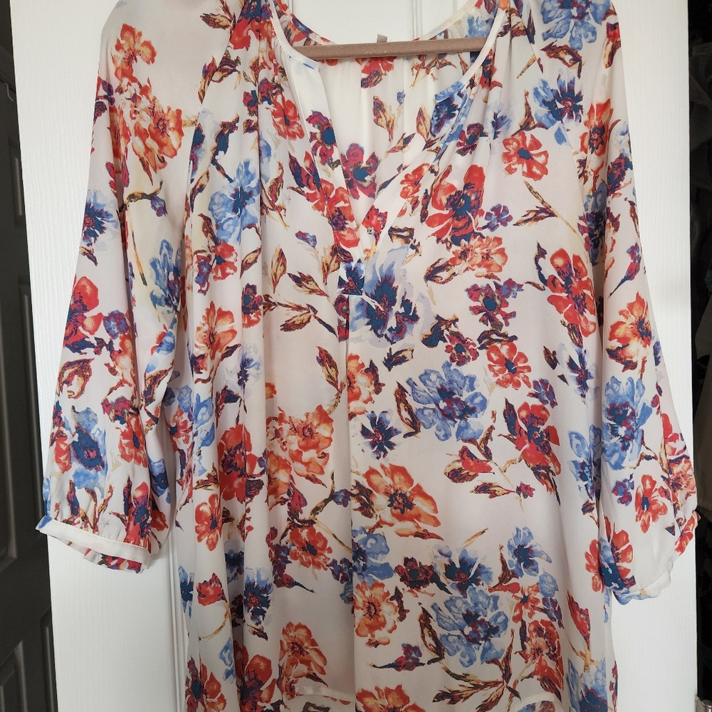 Violet & Claire chiffon flower shirt